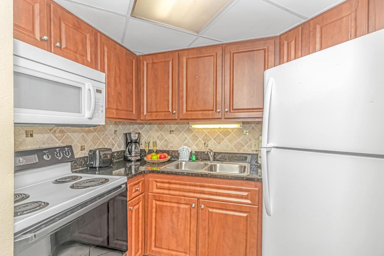Oceanview 1 Bedroom Suite Landmark Resort 548 Perfect For A Couple Or Party Of 4 Миртл-Бич Экстерьер фото