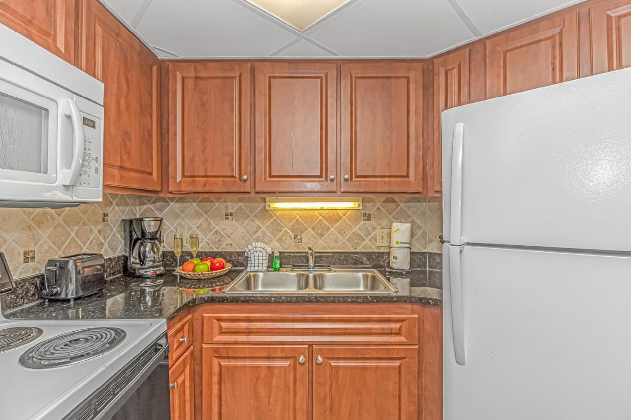 Oceanview 1 Bedroom Suite Landmark Resort 548 Perfect For A Couple Or Party Of 4 Миртл-Бич Экстерьер фото