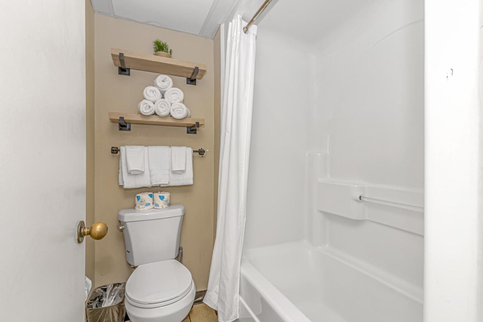 Oceanview 1 Bedroom Suite Landmark Resort 548 Perfect For A Couple Or Party Of 4 Миртл-Бич Экстерьер фото